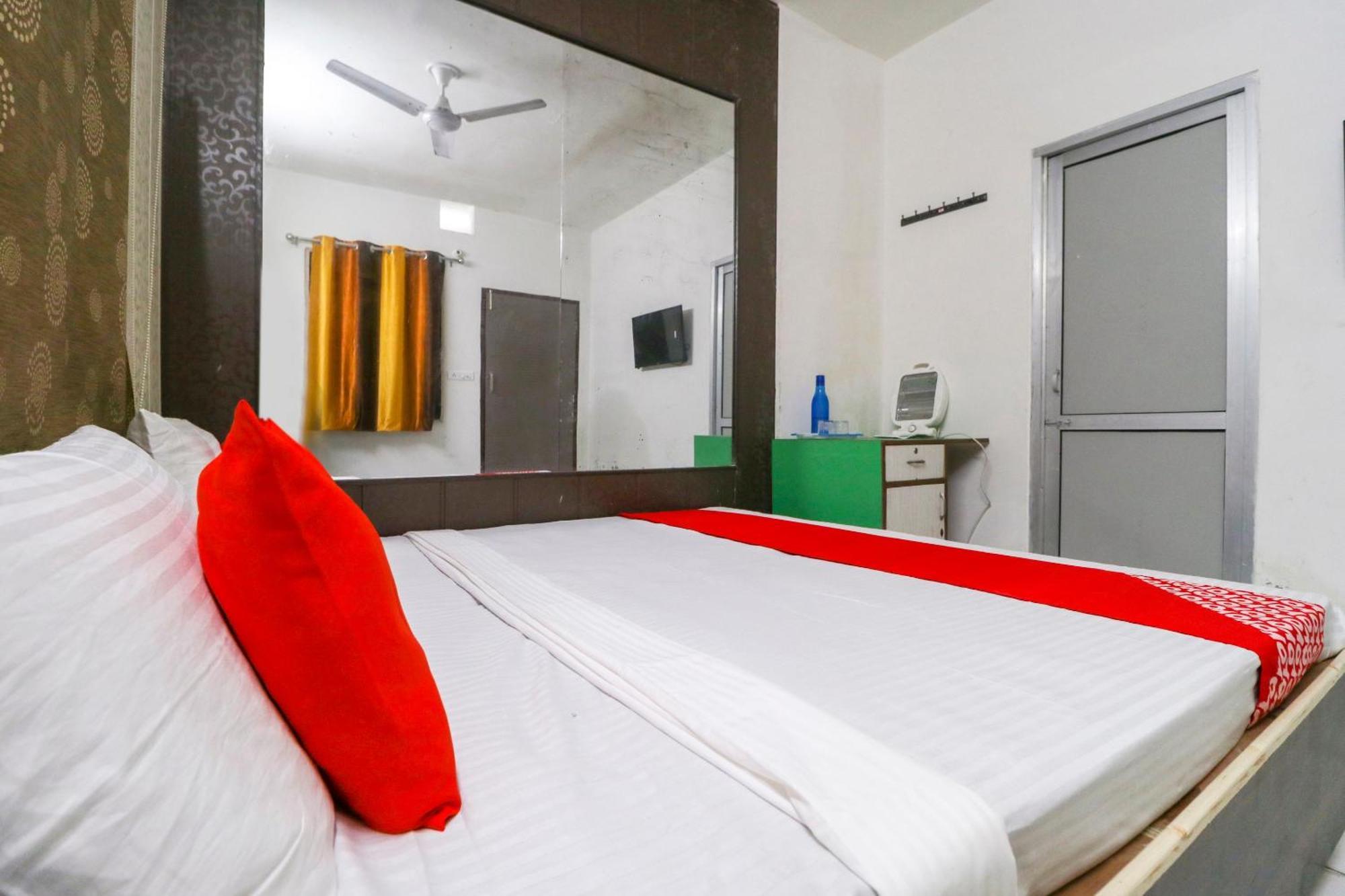 Hotel O Sky Garden Ludhiana Ngoại thất bức ảnh